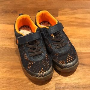 stride rite made2play® lighted neo sneaker